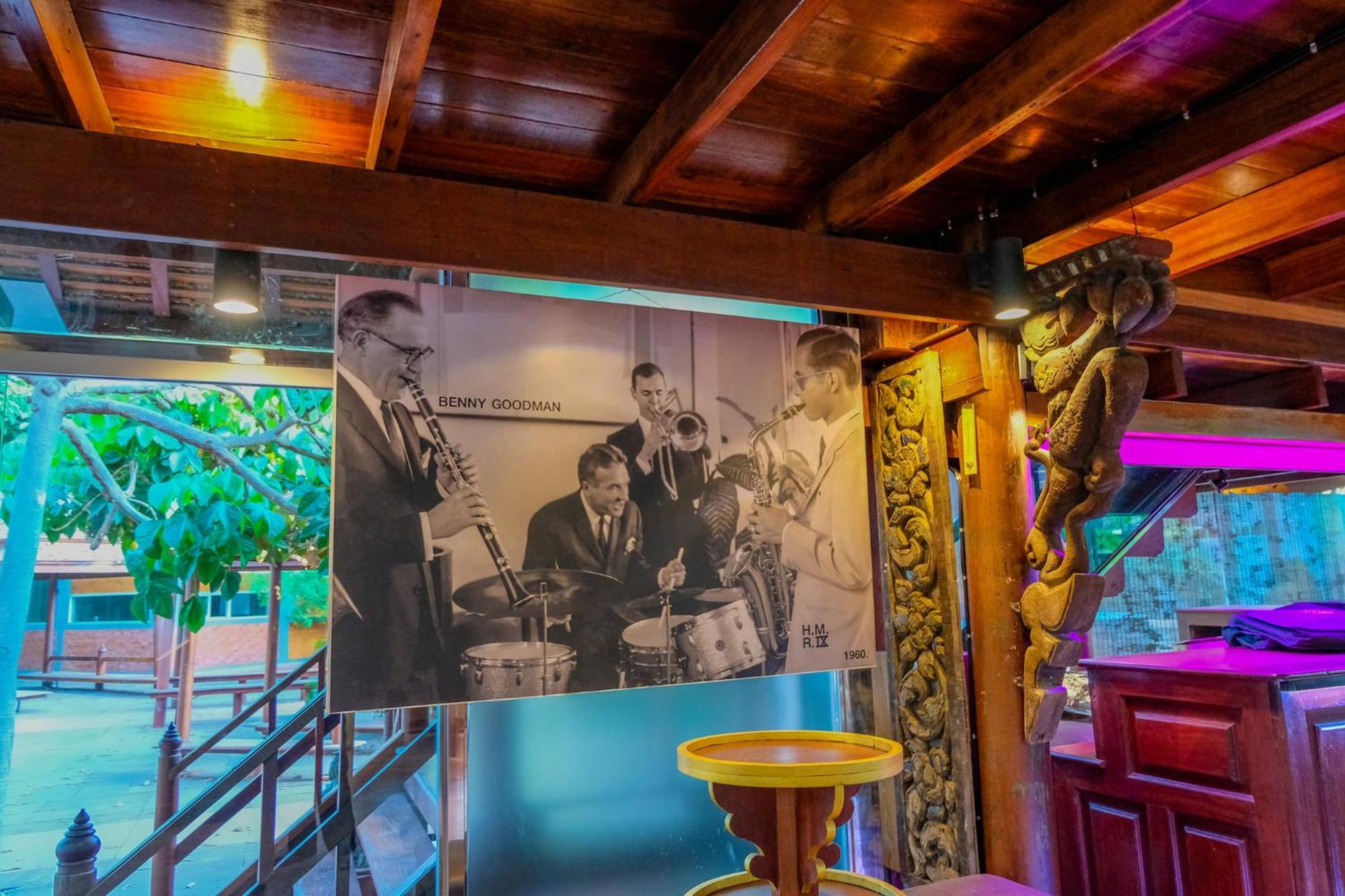 Sugar Hut Resort & Restaurant Pattaya Exterior photo